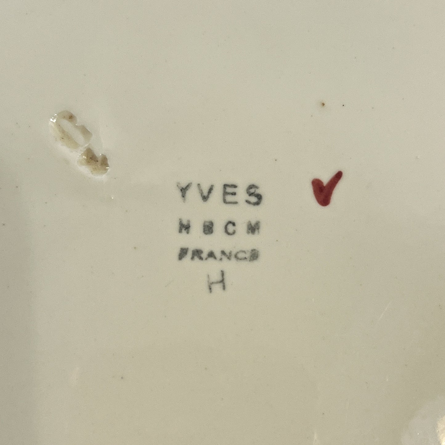 assiettes HBCM modèle « Yves »