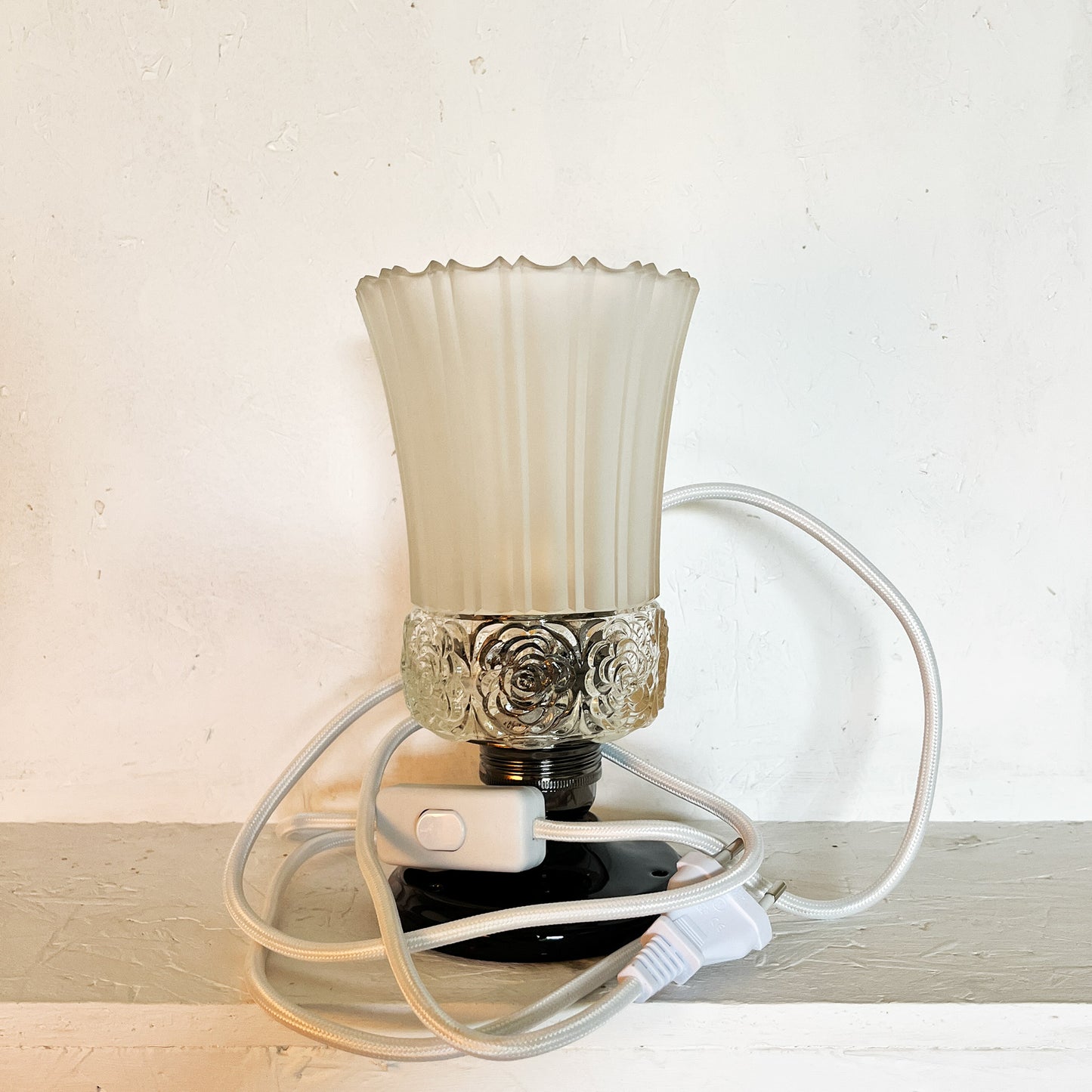 lampe à poser globe vintage bi-matière