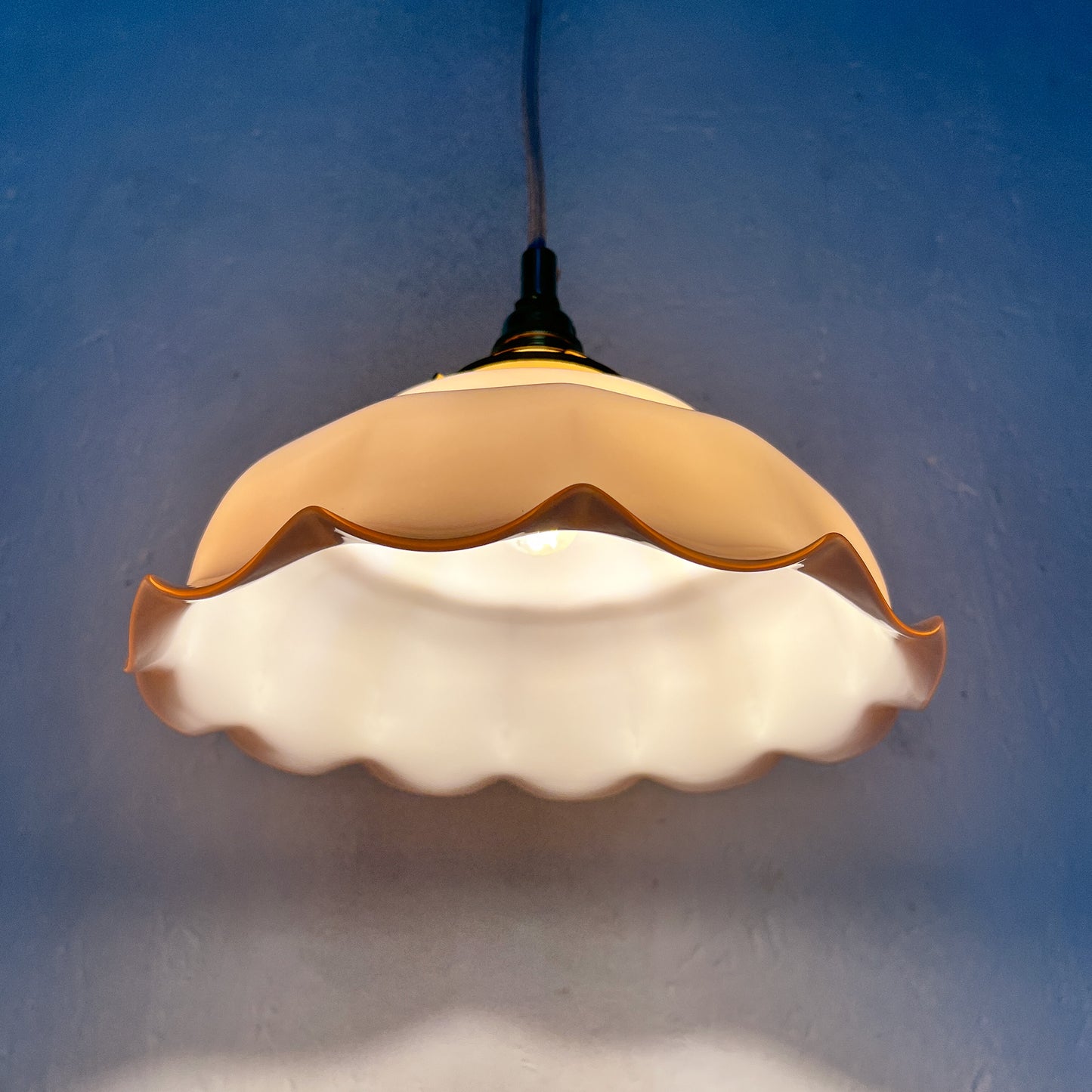suspension vintage opaline rose saumon