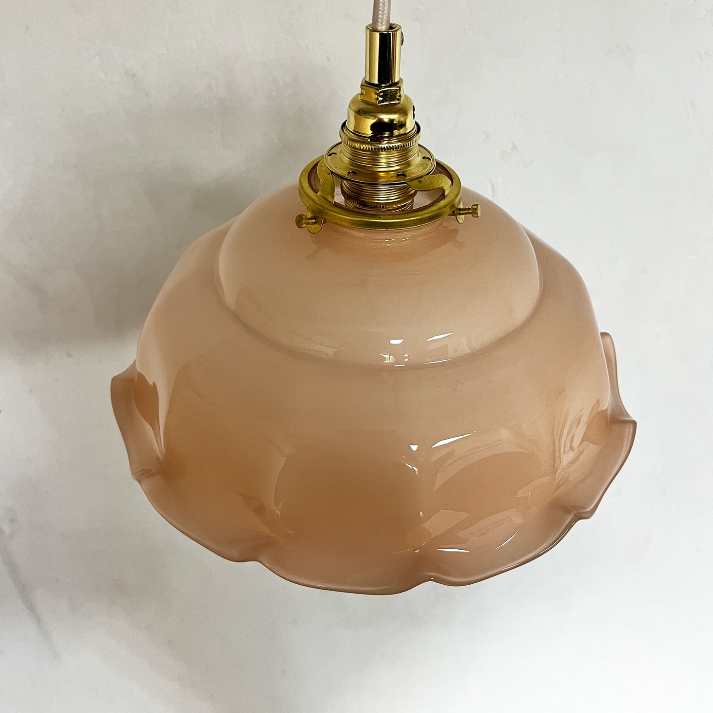 suspension vintage opaline rose saumon