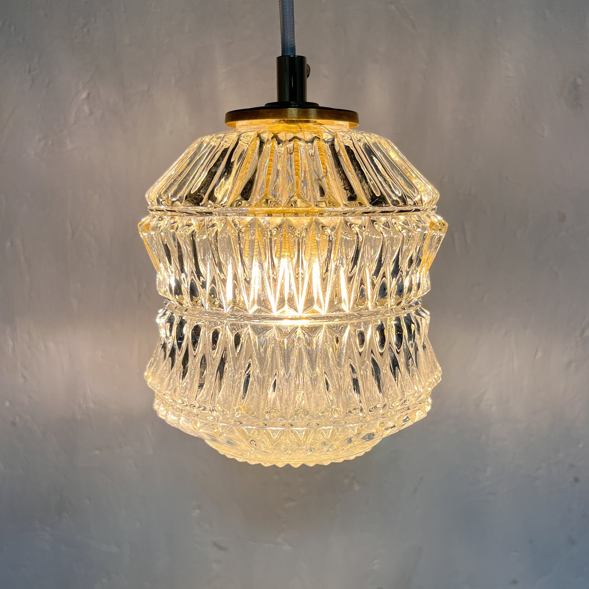 Ancien Lustre Suspension Design 5 Feux Boule Métal Chromé Spoutnik Ancien Lustre Suspension Design 5 Feux Boule Métal Chromé Spoutnik