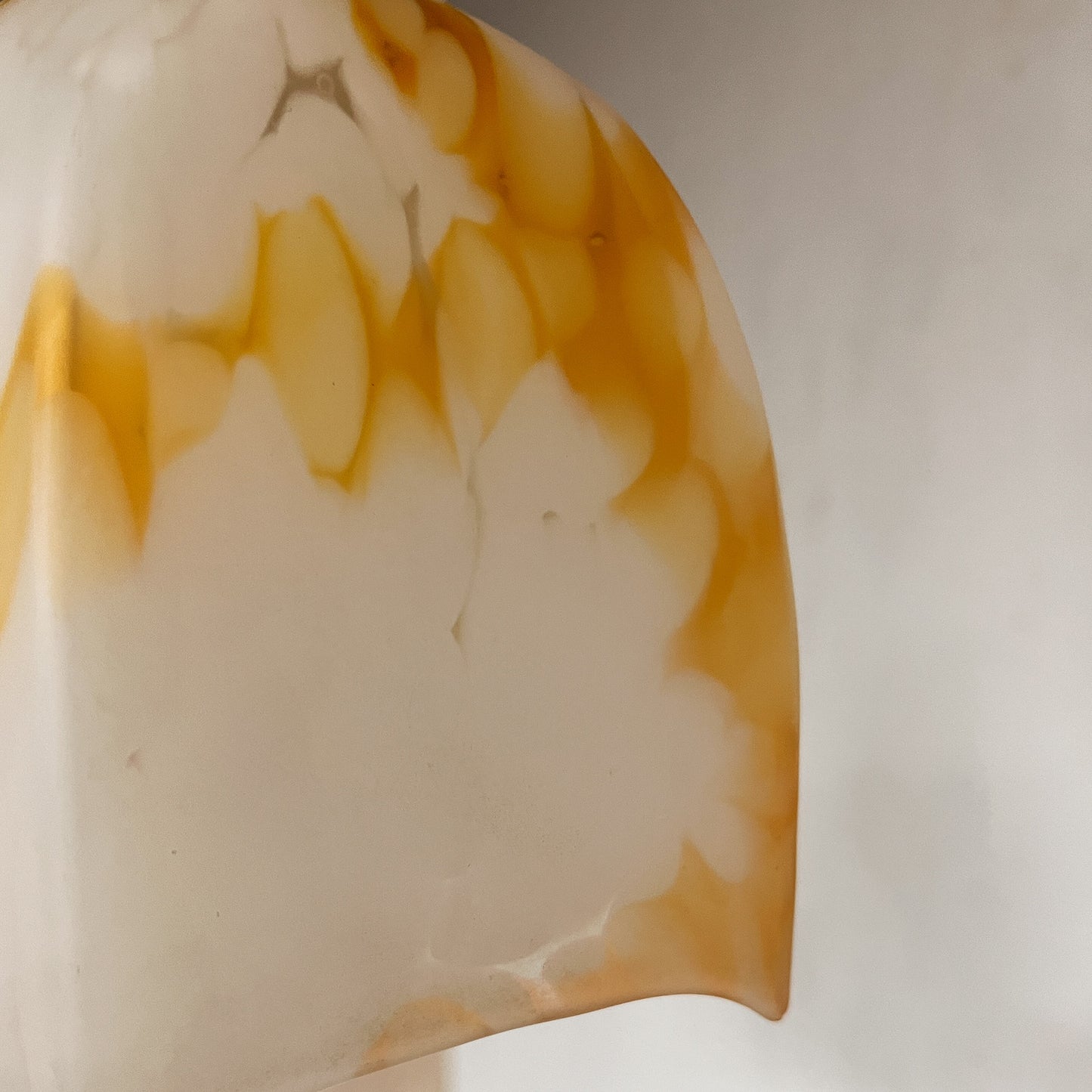 suspension tulipe vintage verre dépoli blanc et orange