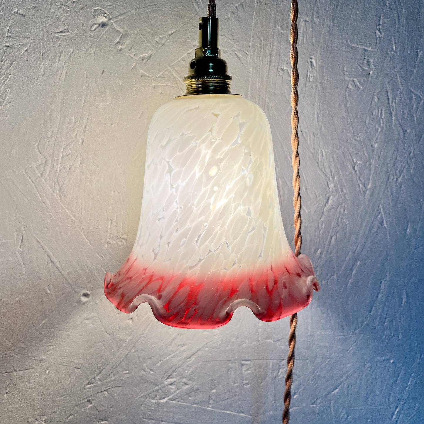 2 lampes baladeuses en verre de Clichy