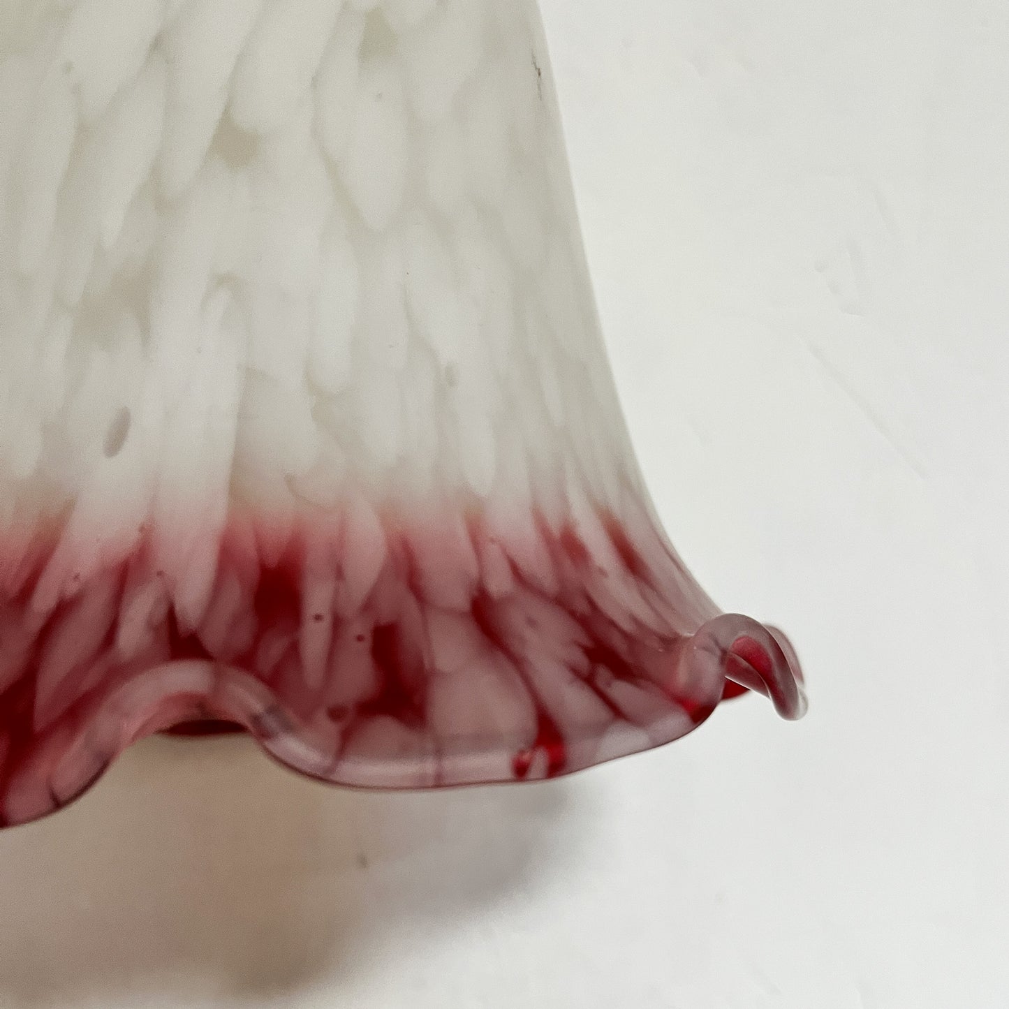 2 lampes baladeuses en verre de Clichy