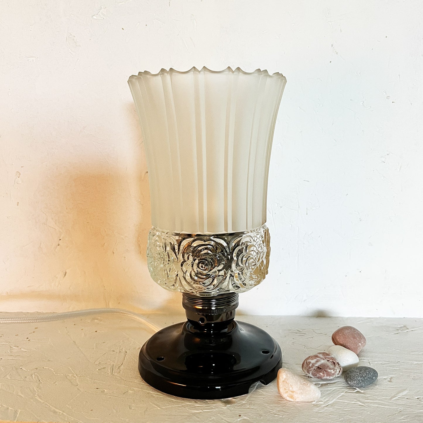 lampe à poser globe vintage bi-matière