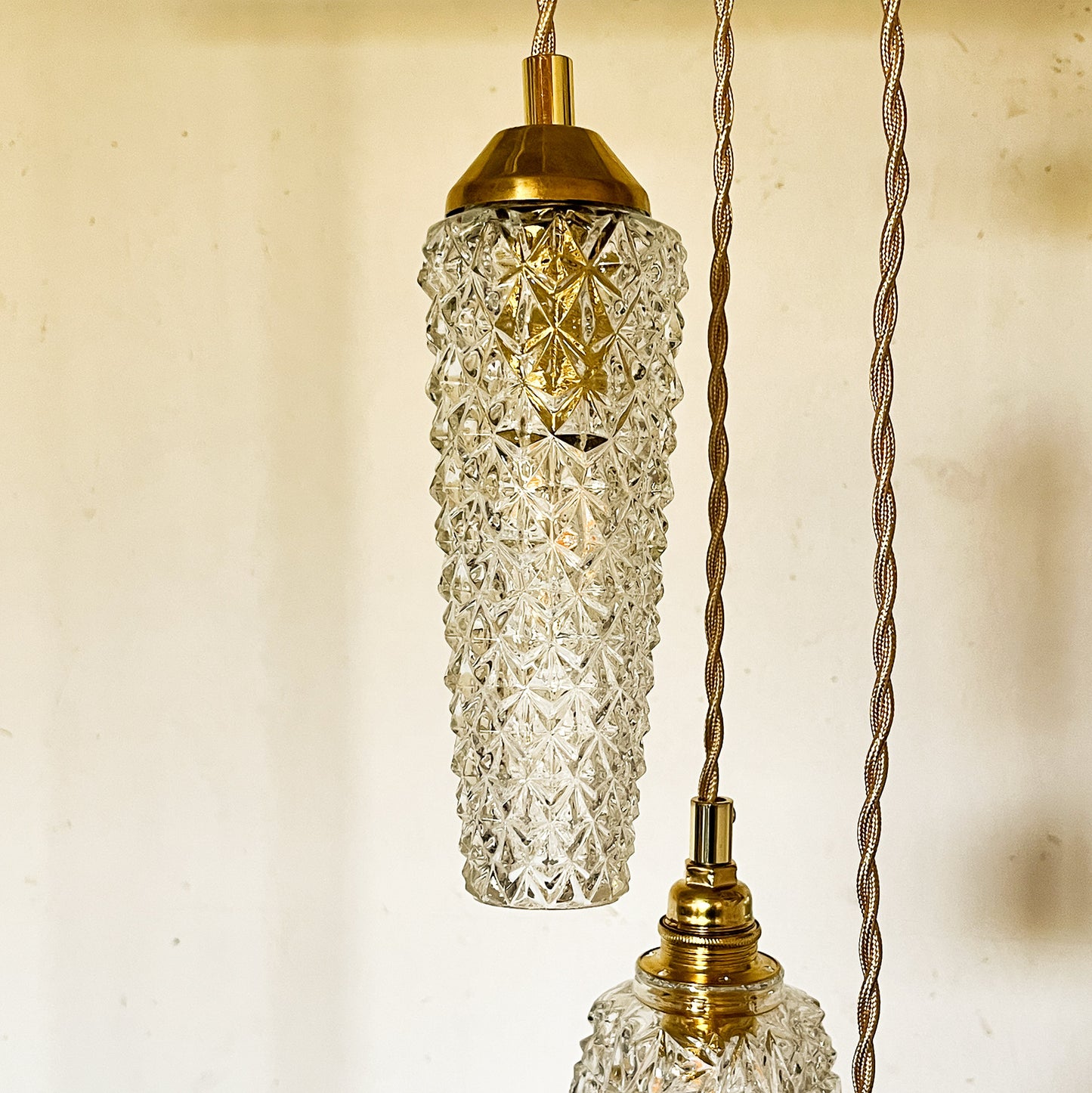 suspension en cascade de 3 globes en verre