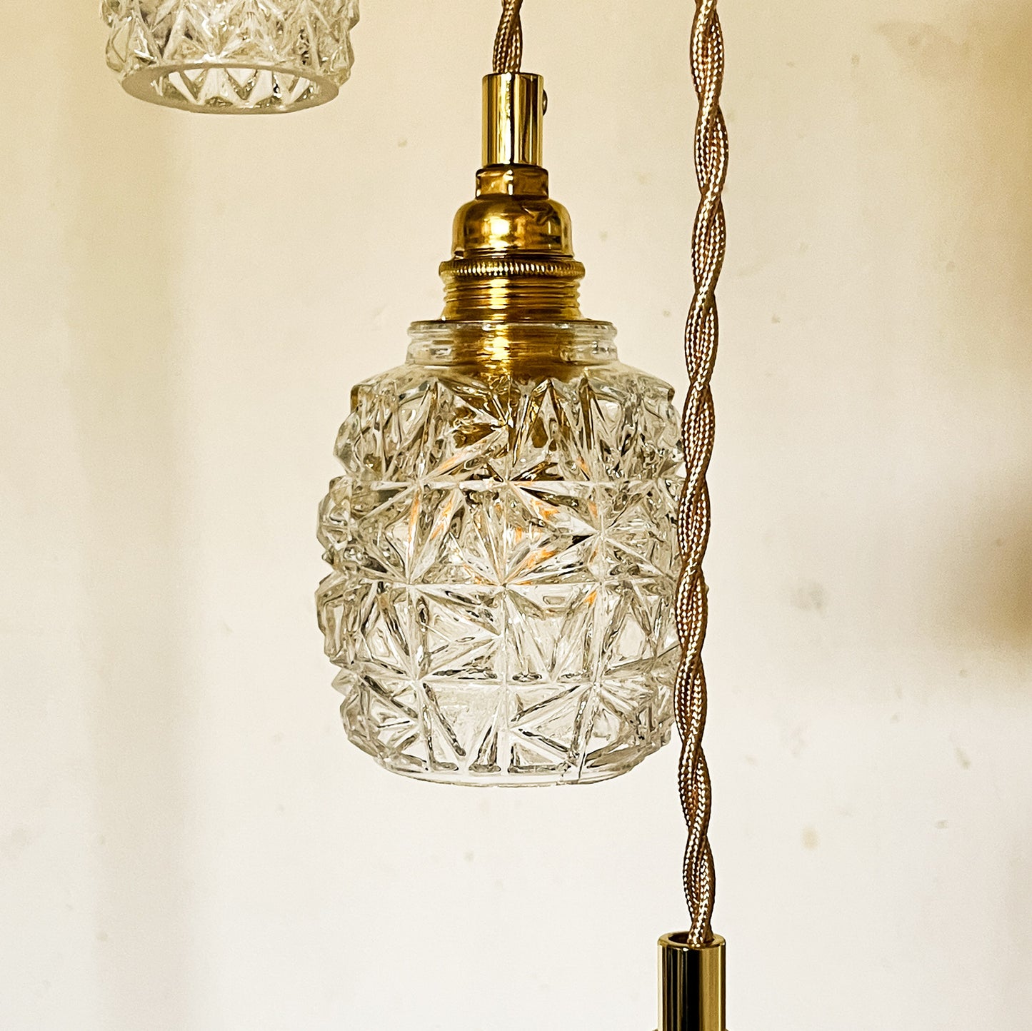 suspension en cascade de 3 globes en verre