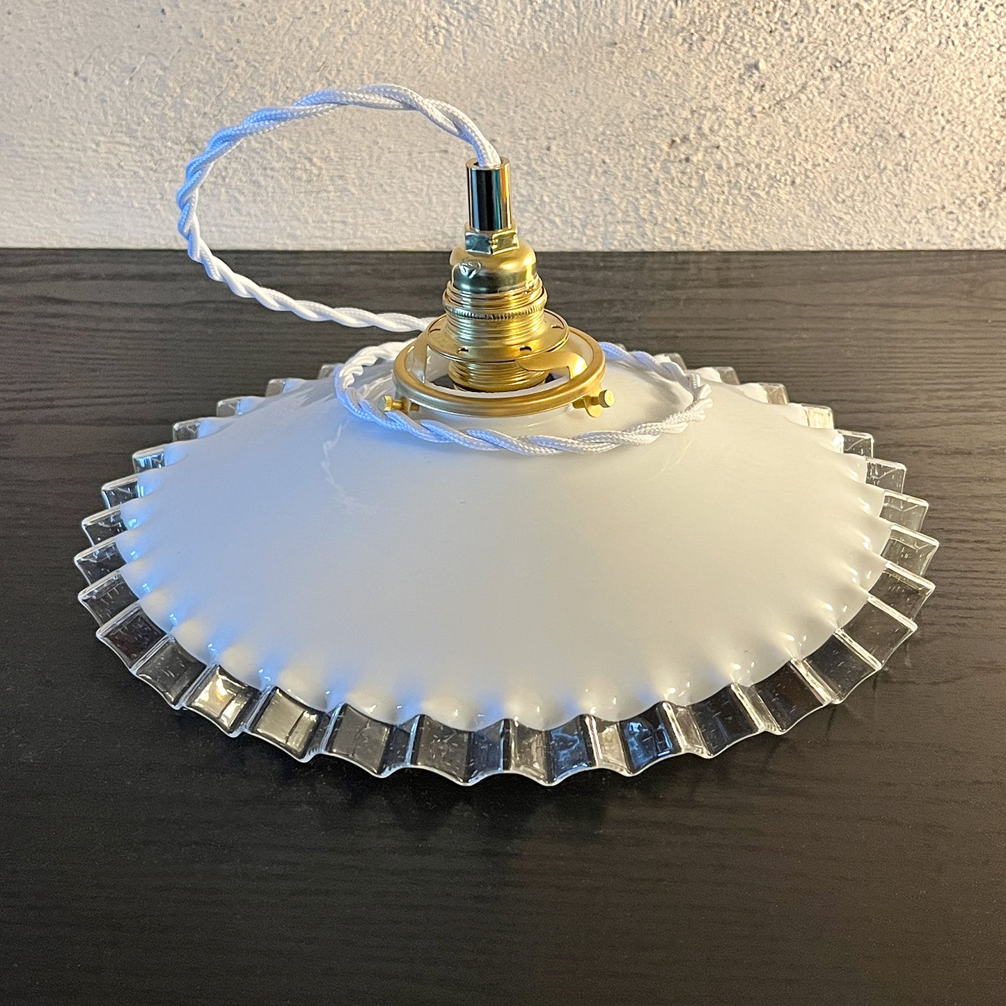 suspension abat-jour vintage opaline blanche