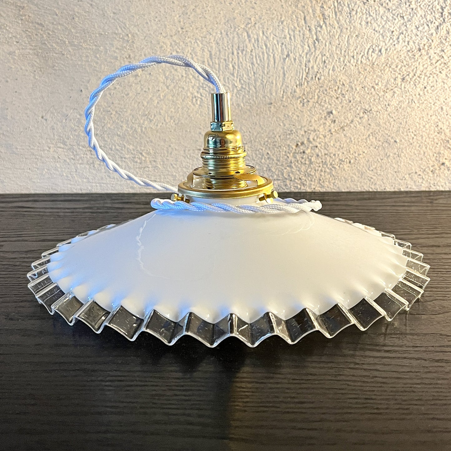 suspension abat-jour vintage opaline blanche