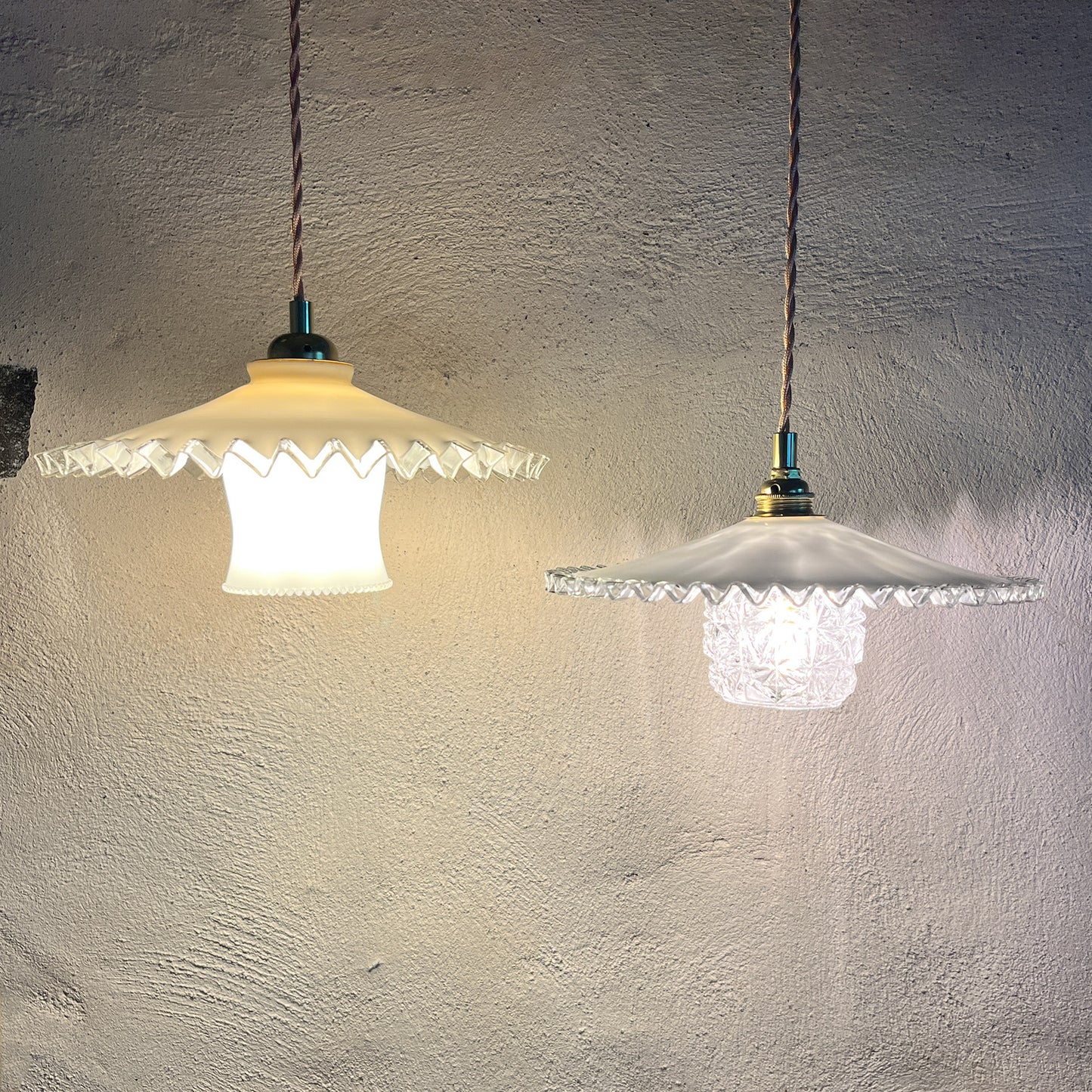 suspension double globe opaline blanche