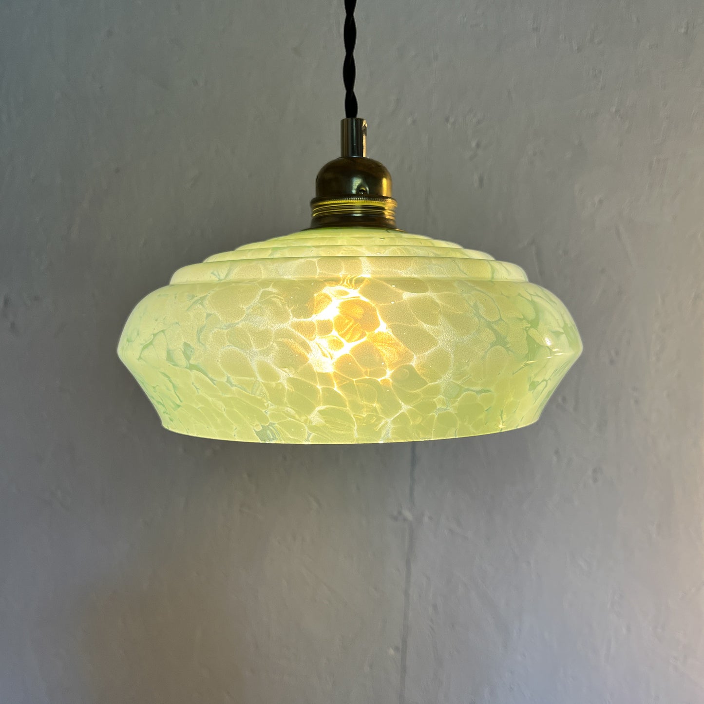 suspension globe vintage verre de Clichy