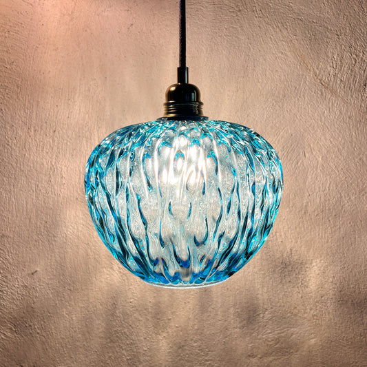 suspension globe bleu bubble