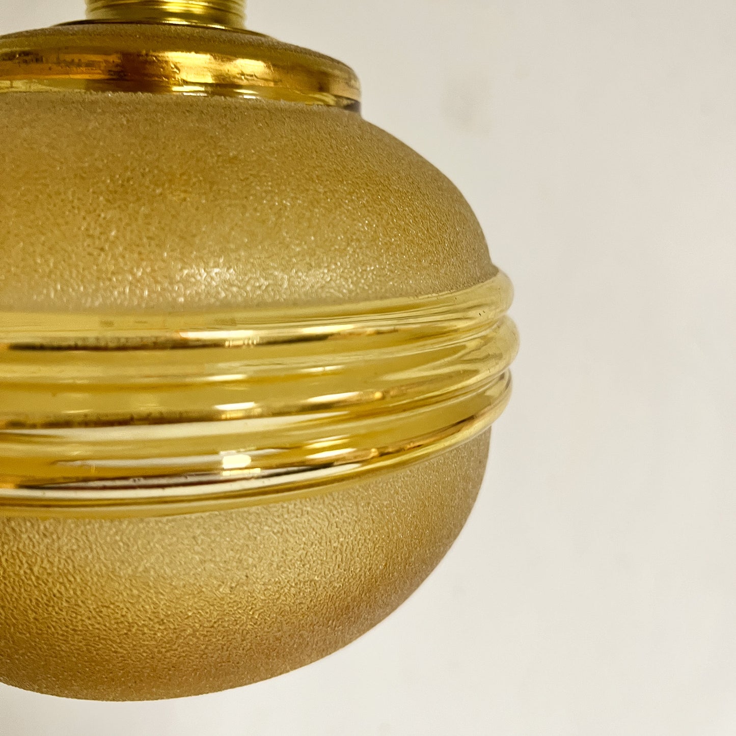 suspension vintage globe verre granité or