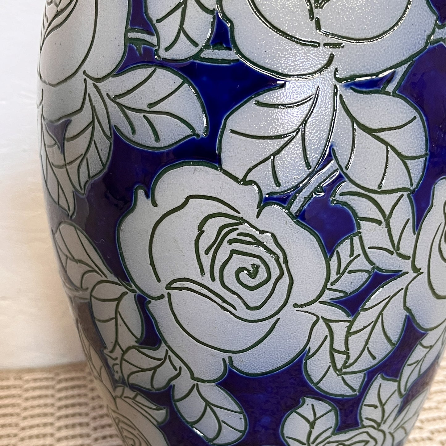 vase bleu en grès de Betschdorf