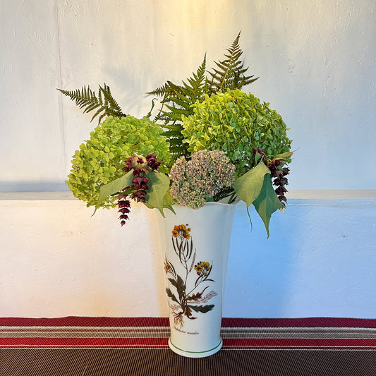 vase vintage en opaline décoré d’une fleur